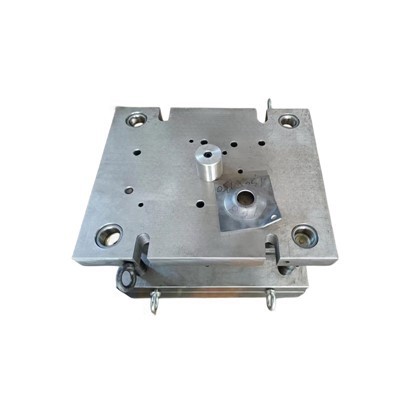 स्क्वायर पैड एंकर पैलेट्स का बड़े पैमाने पर उत्पादन